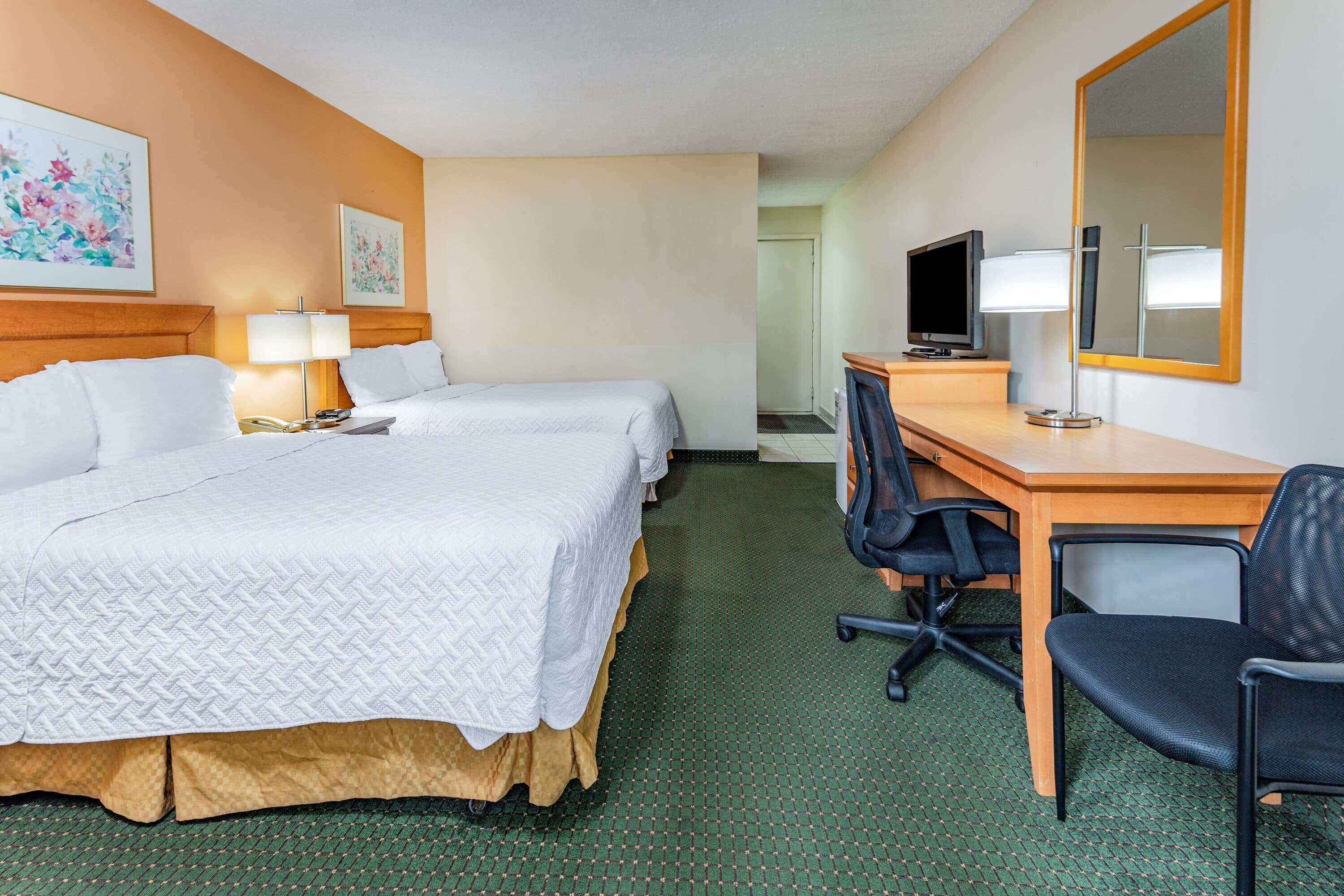 Travelodge By Wyndham Bracebridge Dış mekan fotoğraf