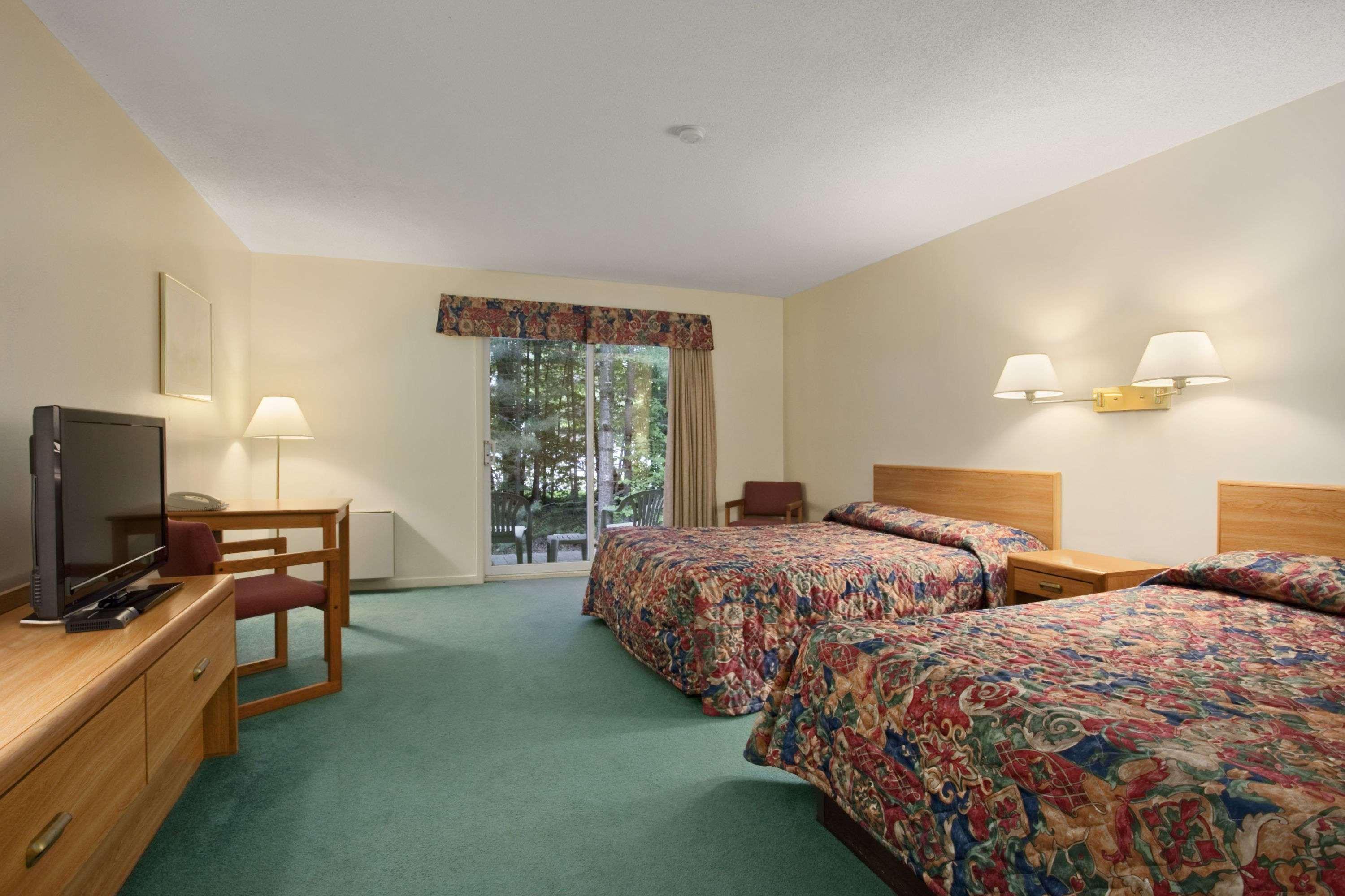 Travelodge By Wyndham Bracebridge Dış mekan fotoğraf