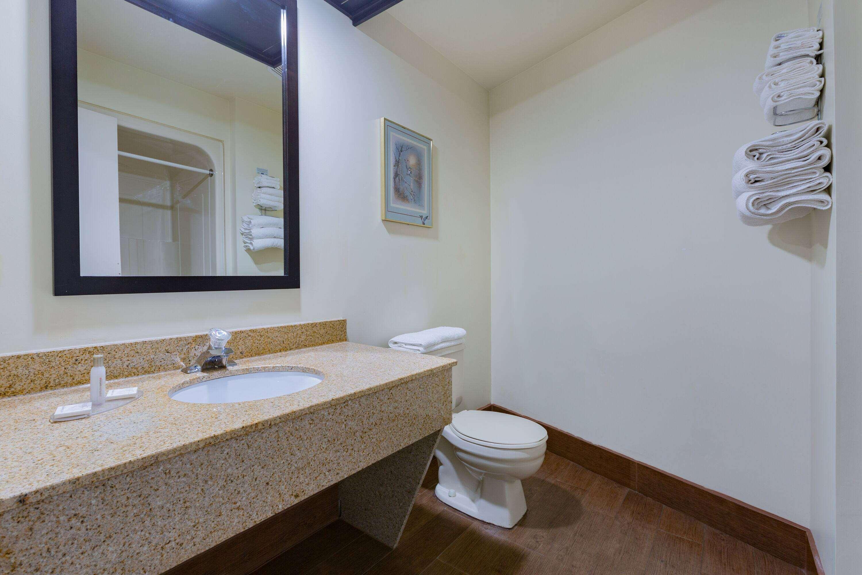 Travelodge By Wyndham Bracebridge Dış mekan fotoğraf