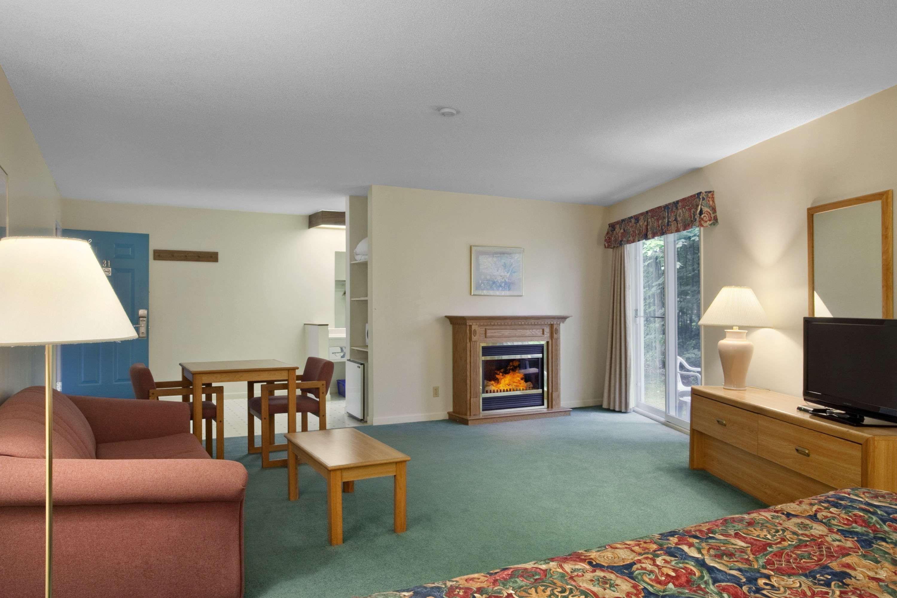Travelodge By Wyndham Bracebridge Dış mekan fotoğraf