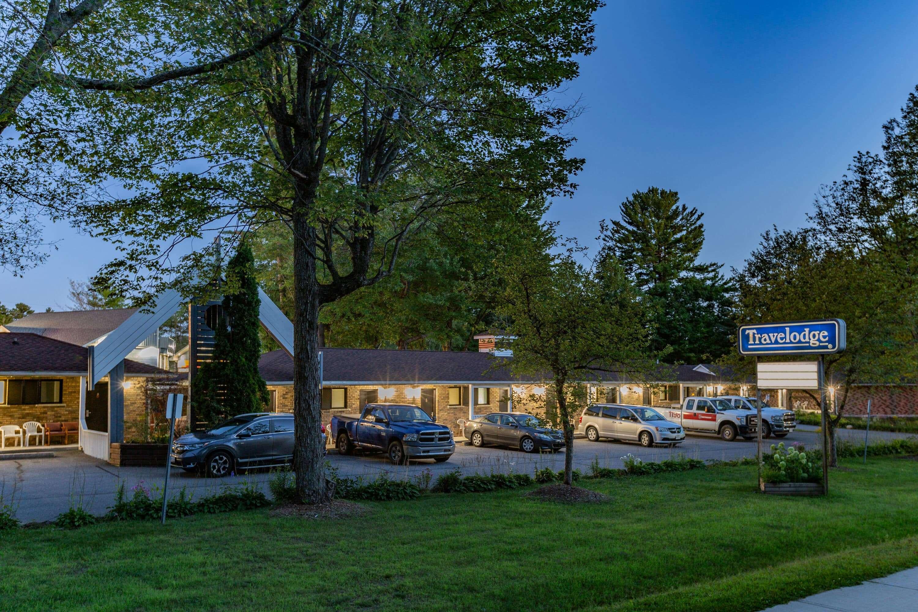 Travelodge By Wyndham Bracebridge Dış mekan fotoğraf