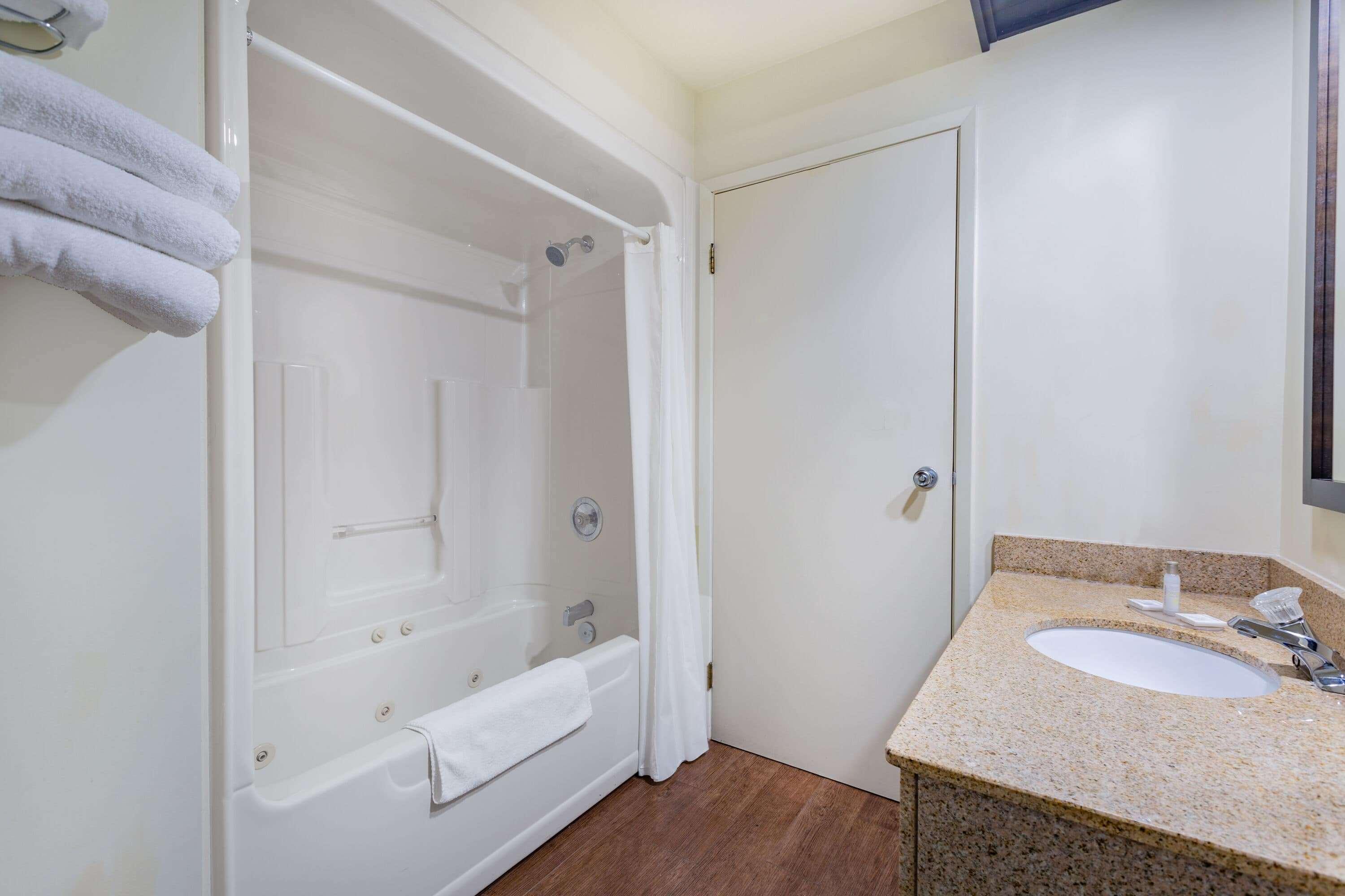 Travelodge By Wyndham Bracebridge Dış mekan fotoğraf
